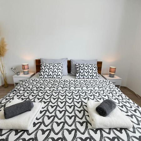 Apartman Tina Rakovica Εξωτερικό φωτογραφία