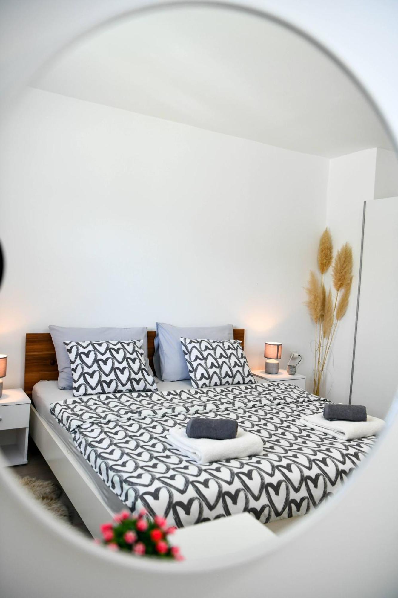 Apartman Tina Rakovica Εξωτερικό φωτογραφία